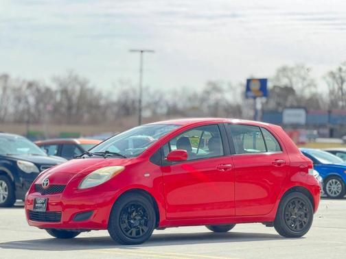Red 2009 Toyota Yaris S