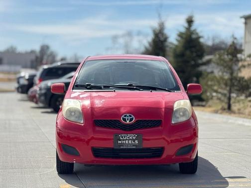 Red 2009 Toyota Yaris S