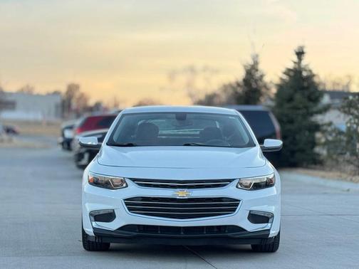 2017 Chevrolet Malibu 1LT
