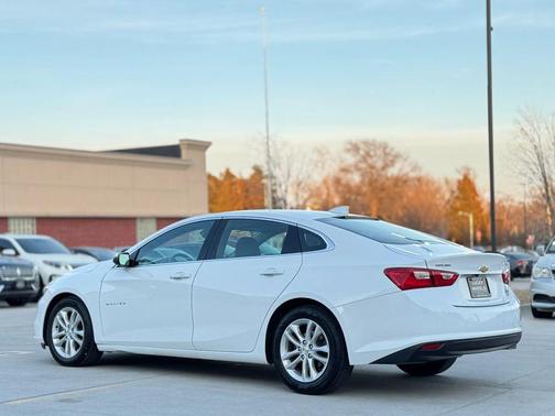 2017 Chevrolet Malibu 1LT