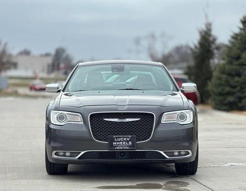2018 Chrysler 300 Limited