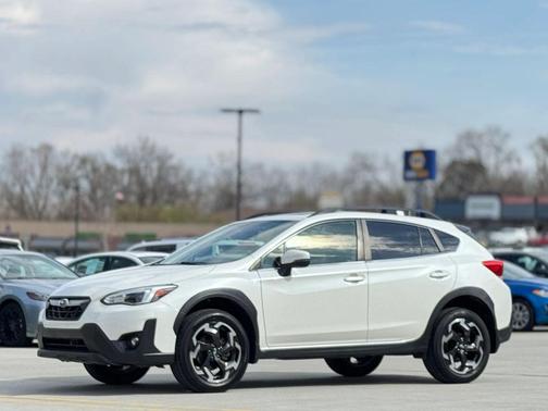 Crystal White Pearl 2021 Subaru Crosstrek Limited