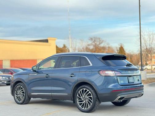 2019 Lincoln Nautilus Reserve