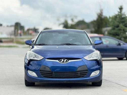 2017 Hyundai Veloster Base