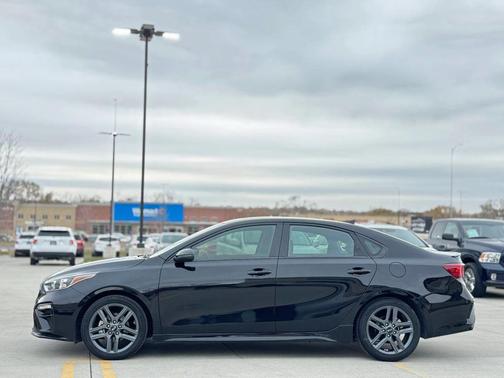 2021 Kia Forte GT-Line