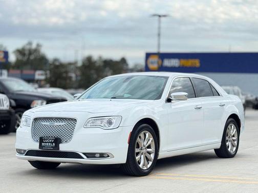 2017 Chrysler 300C Base