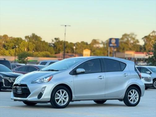 2016 Toyota Prius c Three