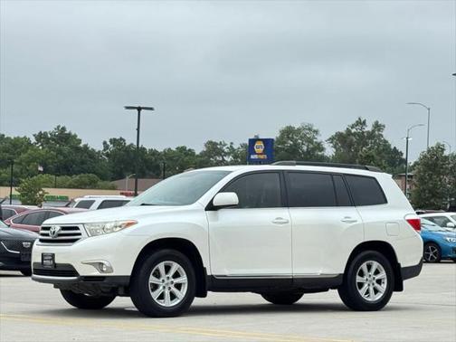 2013 Toyota Highlander SE