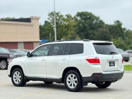 2013 Toyota Highlander SE