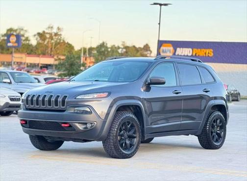 2017 Jeep Cherokee Sport
