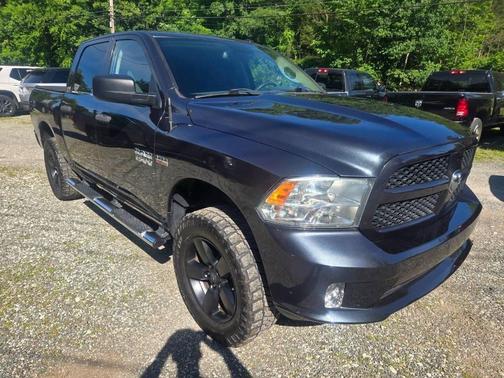 Maximum Steel Metallic Clearcoat 2018 RAM 1500 Express