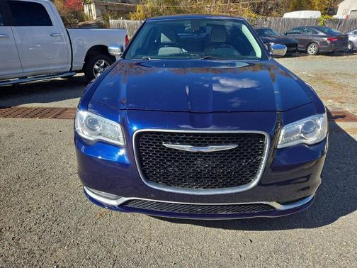 2015 Chrysler 300C Platinum