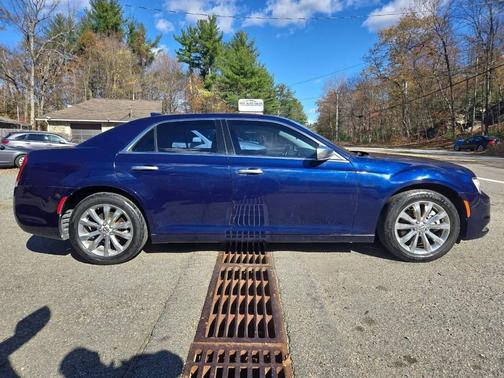 2015 Chrysler 300C Platinum