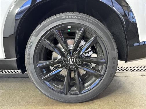 2025 Acura ADX w/A-Spec Advance Package