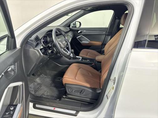 2020 Audi Q3 45 S line Premium