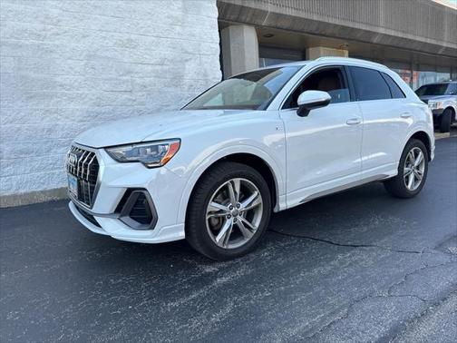 2020 Audi Q3 45 S line Premium