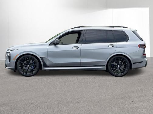 Frozen Pure Gray Metallic 2024 BMW X7 M60i