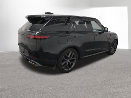Santorini Black Metallic 2025 Land Rover Range Rover Sport SE