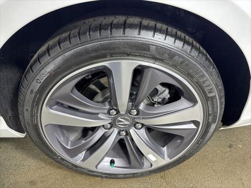 2022 Acura TLX Advance