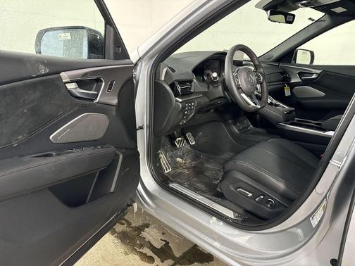 Solar Silver Metallic 2026 Acura RDX A-Spec Advance Package