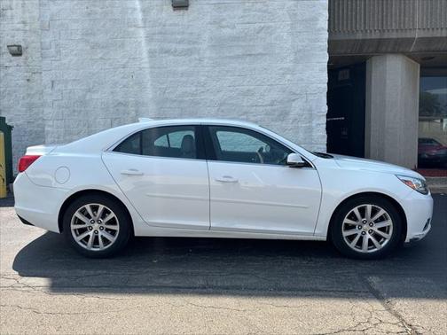 2015 Chevrolet Malibu 2LT