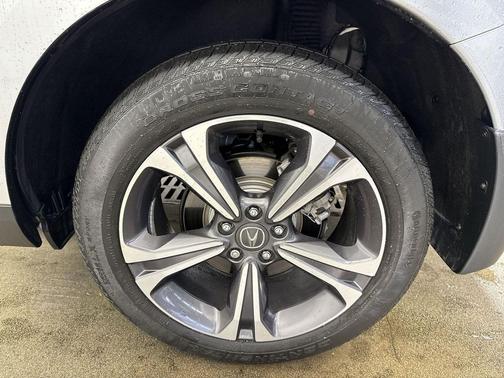 Lunar Silver Metallic 2023 Acura RDX Advance Package