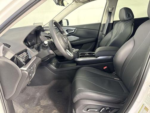 Platinum White Pearl 2026 Acura RDX Technology Package