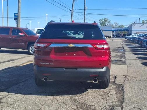 2020 Chevrolet Traverse LT Cloth