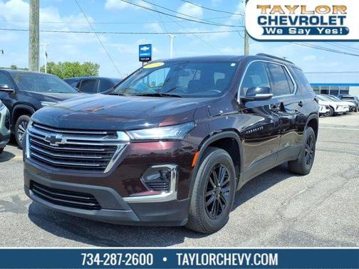 Black Cherry Metallic 2023 Chevrolet Traverse LT Cloth