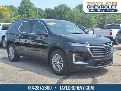 2022 Chevrolet Traverse LT Cloth