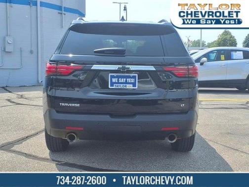 2022 Chevrolet Traverse LT Cloth