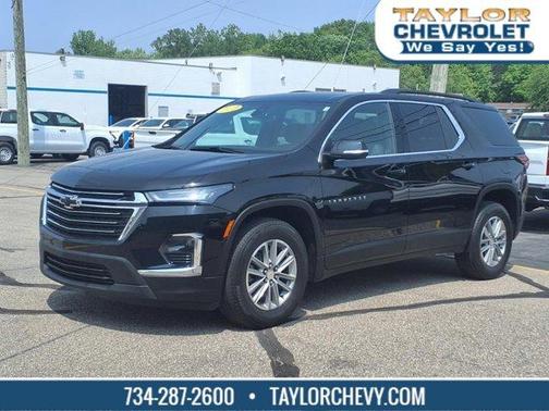 2022 Chevrolet Traverse LT Cloth