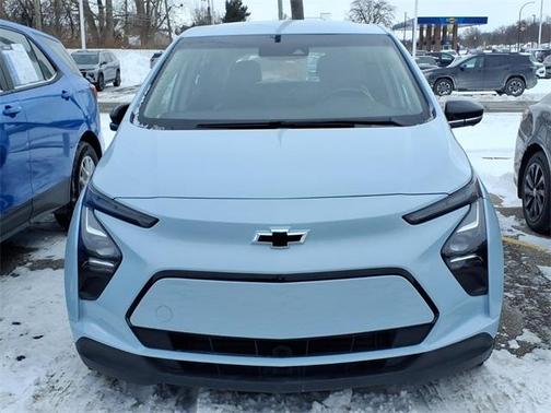 2023 Chevrolet Bolt EV 2LT
