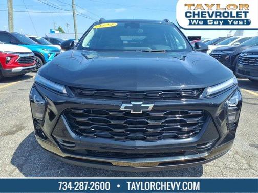 Mosaic Black Metallic 2024 Chevrolet Trax ACTIV