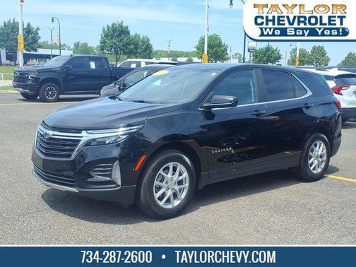 Mosaic Black Metallic 2024 Chevrolet Equinox LT