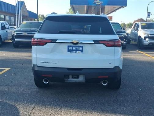 2022 Chevrolet Traverse LT Leather