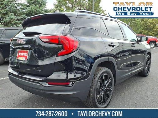 Ebony Twilight Metallic 2021 GMC Terrain SLT
