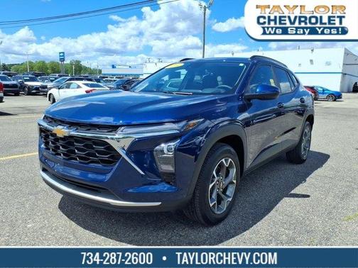 Blue Glow Metallic 2024 Chevrolet Trax LT