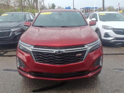 Cherry Red Tintcoat 2022 Chevrolet Equinox RS