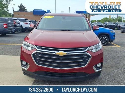 Cajun Red Tintcoat 2019 Chevrolet Traverse LT Cloth