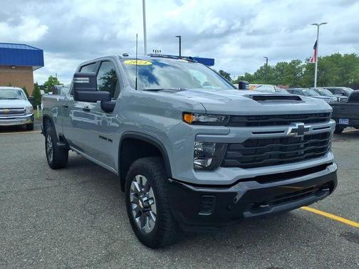 Slate Gray Metallic 2024 Chevrolet Silverado 2500 Custom