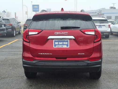 2022 GMC Terrain SLE