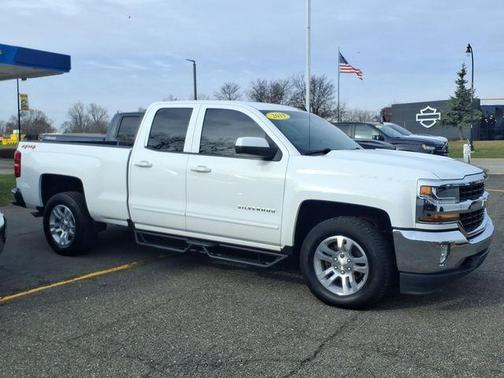 Summit White 2019 Chevrolet Silverado 1500 LD LT