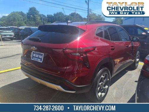 2024 Chevrolet Trax LT