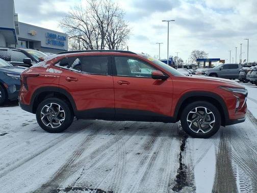 2024 Chevrolet Trax LT