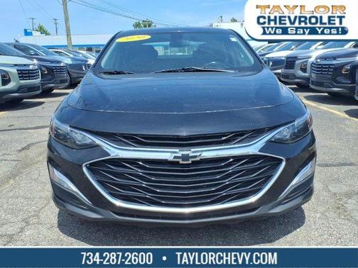Mosaic Black Metallic 2020 Chevrolet Malibu RS