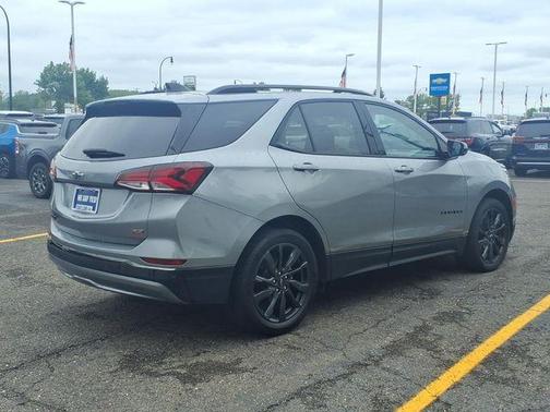 Sterling Gray Metallic 2023 Chevrolet Equinox RS