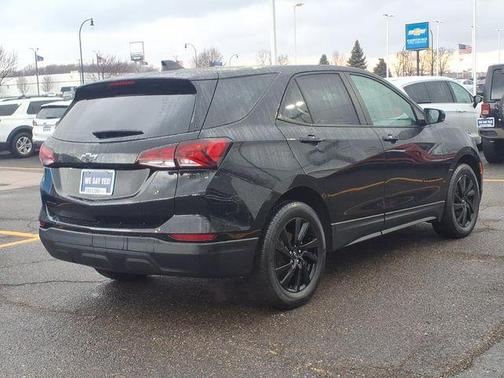2023 Chevrolet Equinox LS