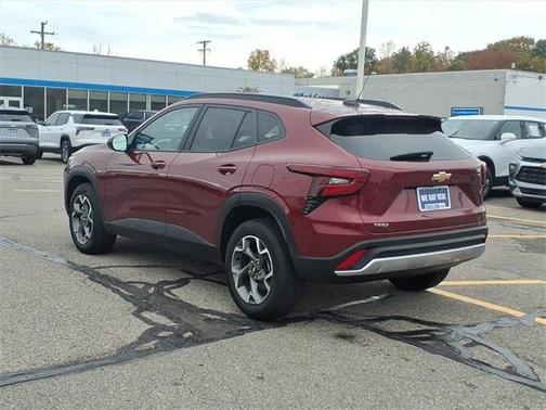 2024 Chevrolet Trax LT