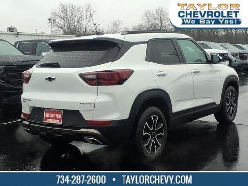 Summit White 2024 Chevrolet Trailblazer ACTIV